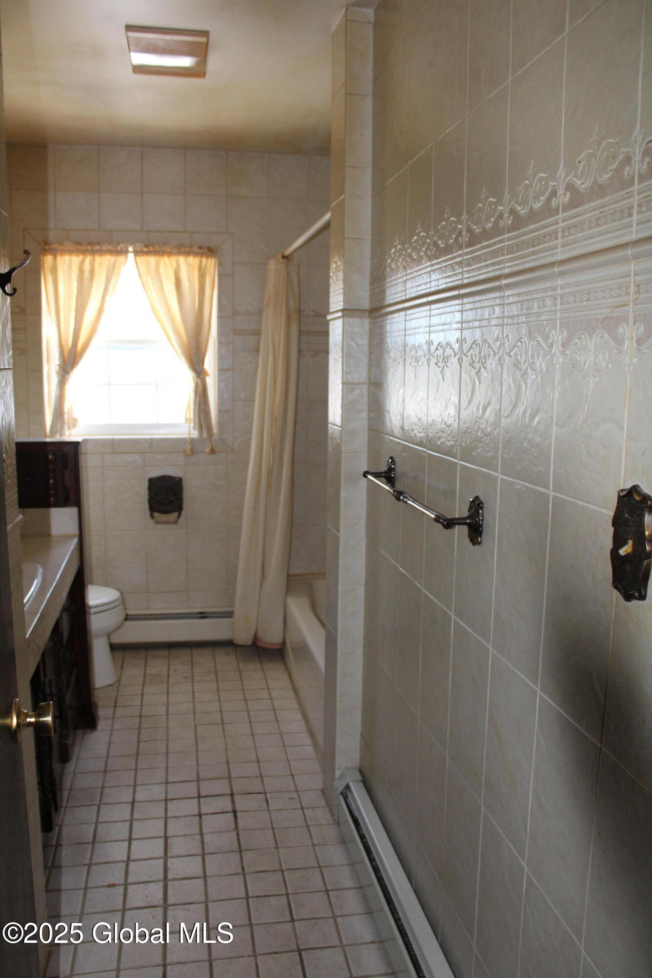 3224 Putnam Road Rotterdam, NY 12306 - Photo 17 of 41 bath