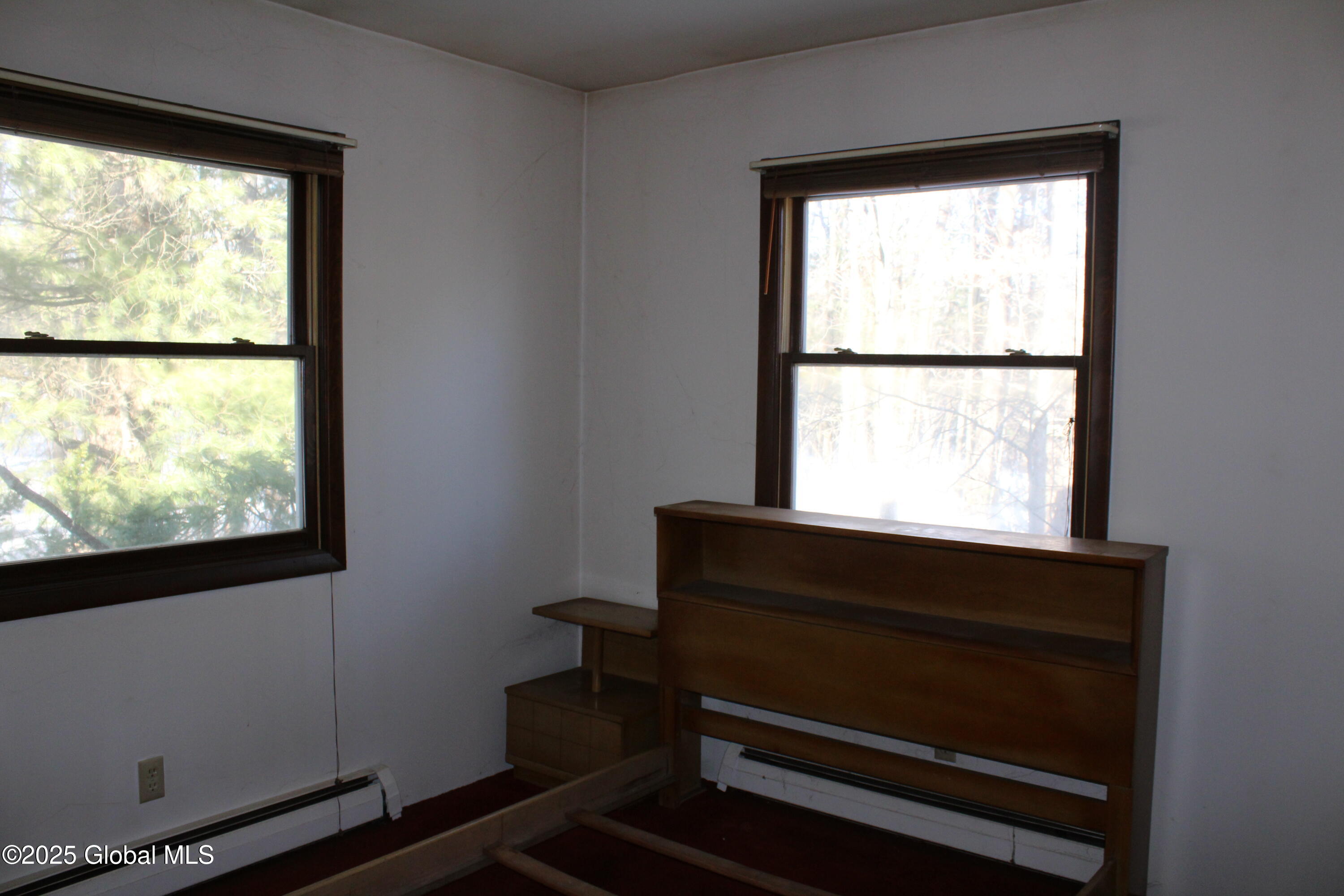 3224 Putnam Road Rotterdam, NY 12306 - Photo 20 of 41 bed 2