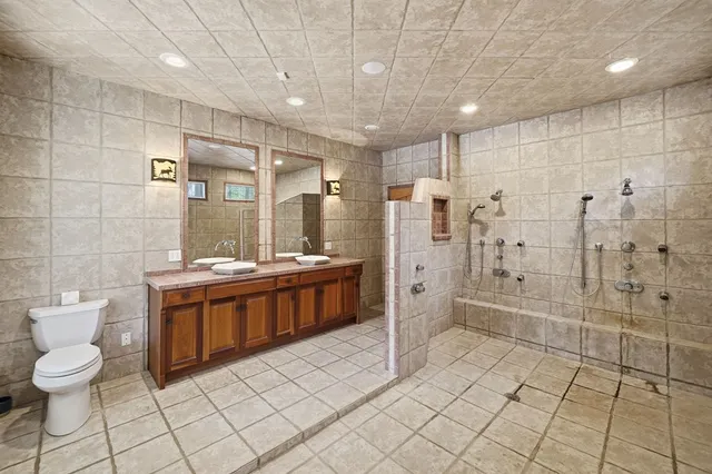 $799,900 | 269 Blackberry Falls Drive, Ellijay, GA 30536