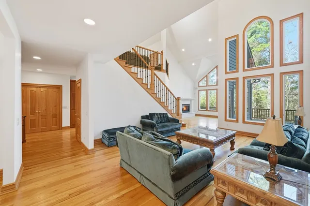 $799,900 | 269 Blackberry Falls Drive, Ellijay, GA 30536