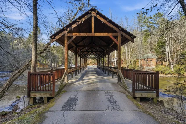 $799,900 | 269 Blackberry Falls Drive, Ellijay, GA 30536