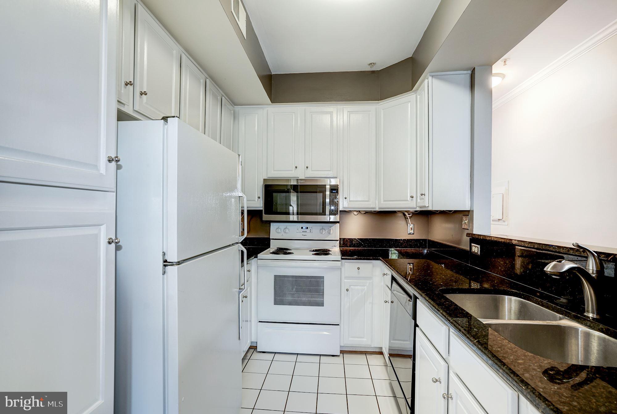 1310 Garden Wall Circle, Unit 202 Reston, VA 20194 - Photo 18 of 33
