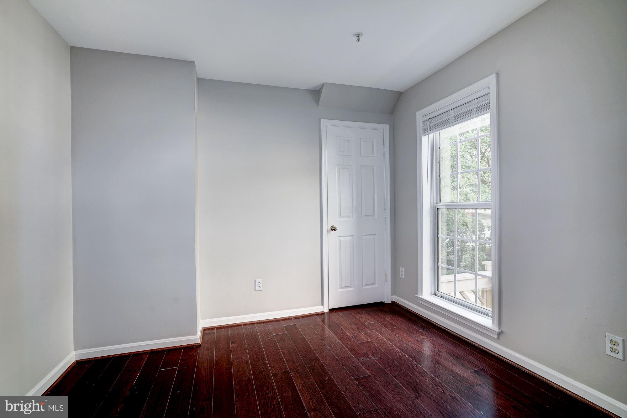 1310 Garden Wall Circle, Unit 202 Reston, VA 20194 - Photo 27 of 33