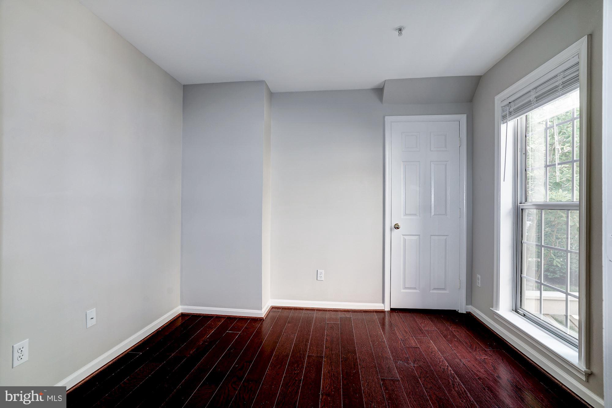 1310 Garden Wall Circle, Unit 202 Reston, VA 20194 - Photo 28 of 33