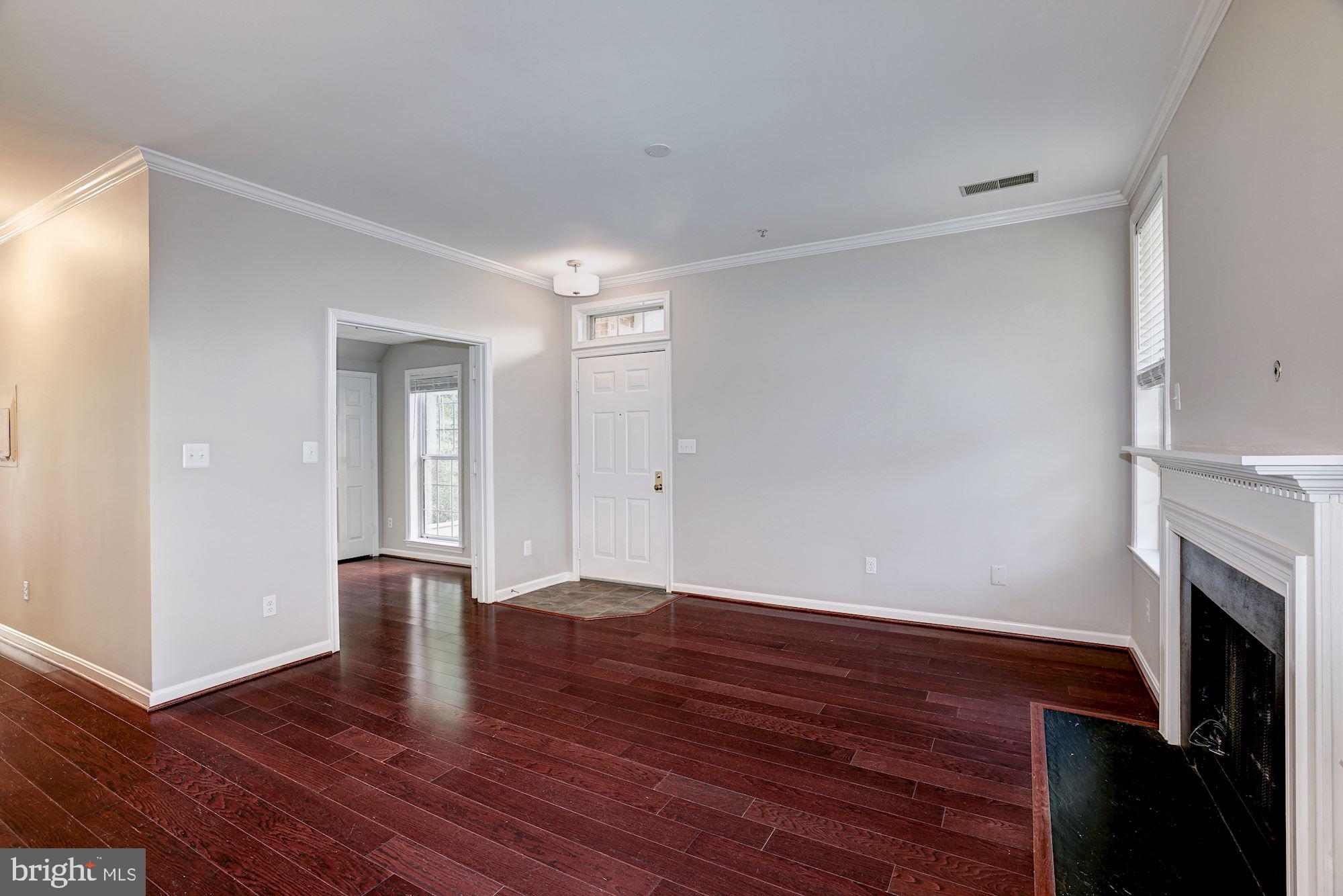 1310 Garden Wall Circle, Unit 202 Reston, VA 20194 - Photo 10 of 33