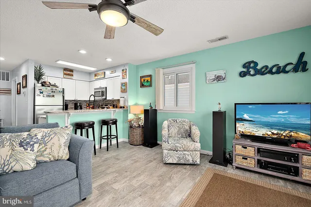 $350,000 | 12301 Jamaica Avenue, Unit F324, Ocean City, MD 21842