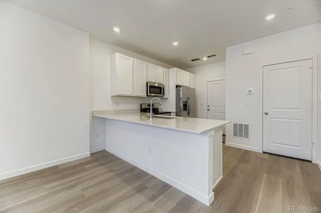 $434,695 | 7664 South Cherokee Trail, Centennial, CO 80016