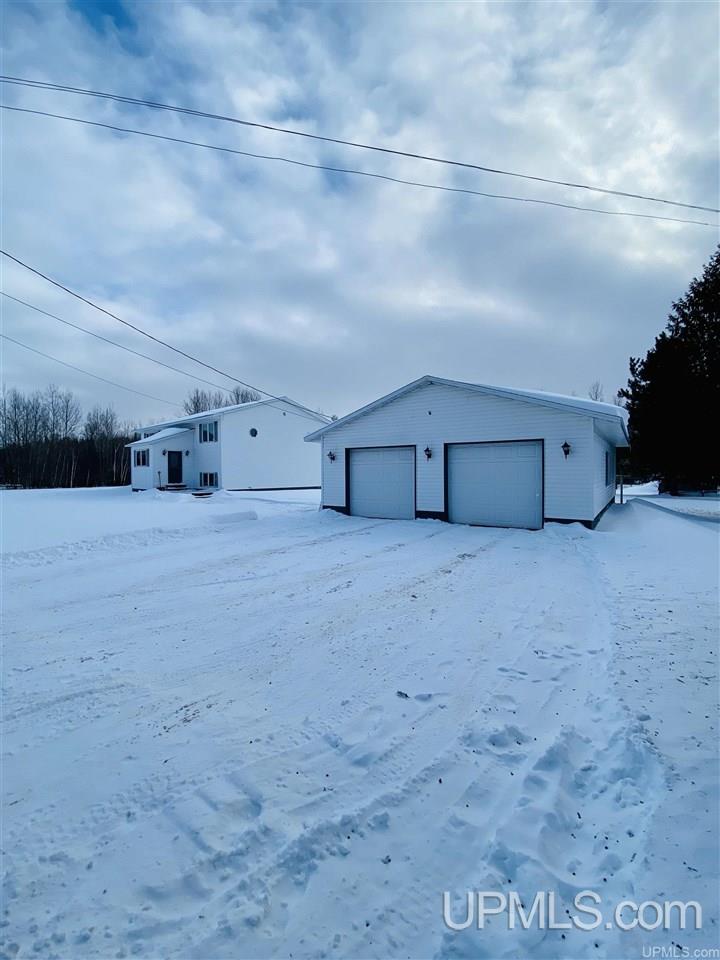 932 Co Road Champion, MI 49814 - Photo 29 of 36