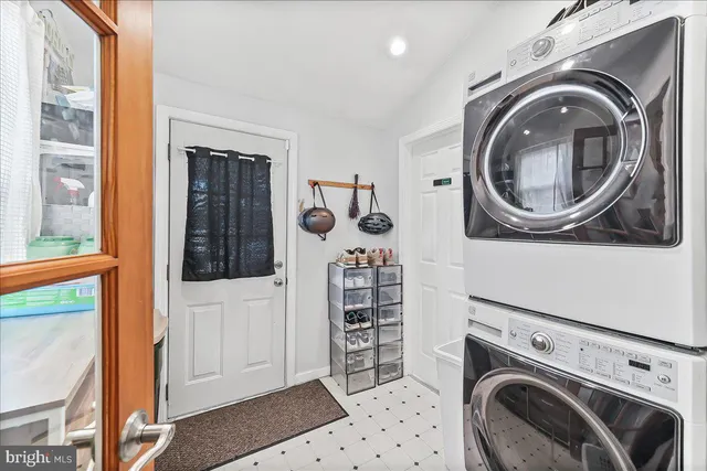 $439,000 | 1857 Eckard Avenue, Abington, PA 19001