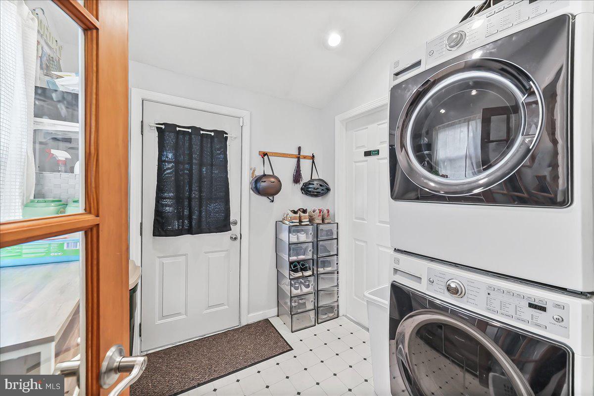 1857 Eckard Avenue Abington, PA 19001 - Photo 13 of 34 Main Level Laundry