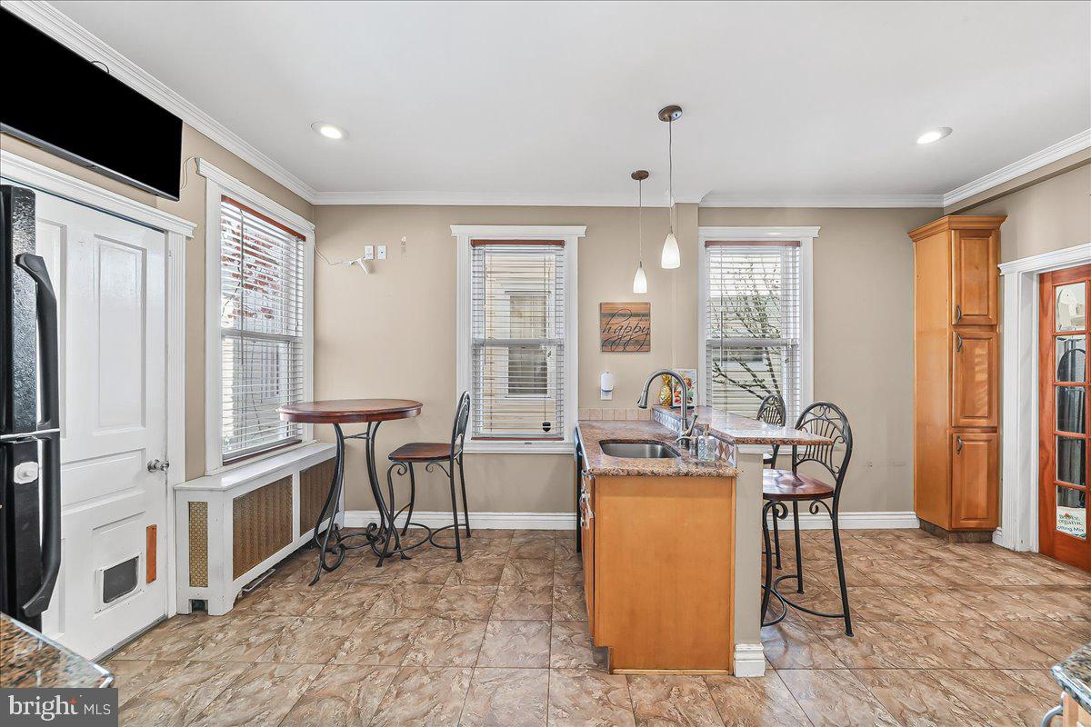 1857 Eckard Avenue Abington, PA 19001 - Photo 7 of 34 Kitchen