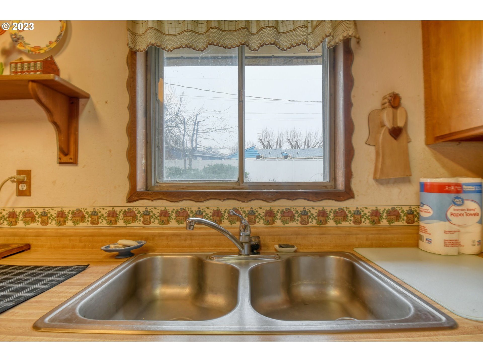 2434 Southwest Ladow Avenue Pendleton, OR 97801 - Photo 19 of 42 Gallery Image 19