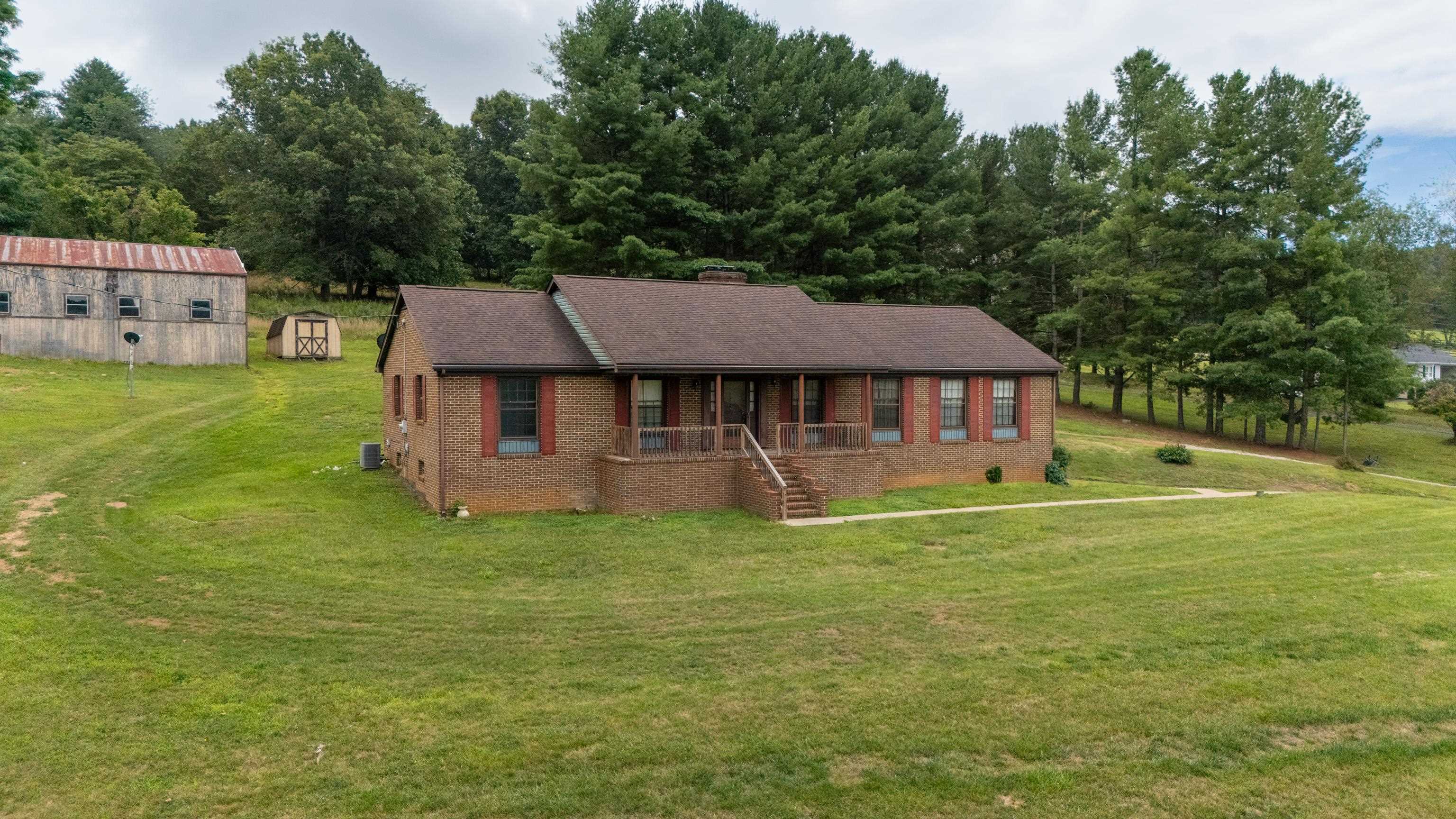 365 Berry Farm Road Verona, VA 24482 - Photo 64 of 72 Gallery Image 64