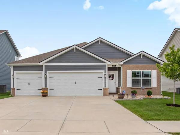 $419,000 | 290 Waterford Lane, Pendleton, IN 46064