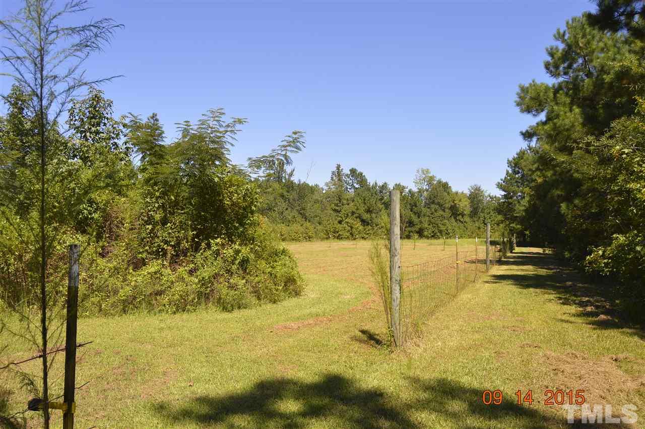 435 Hinnant Road Selma, NC 27576 - Photo 2 of 7 Gallery Image 2