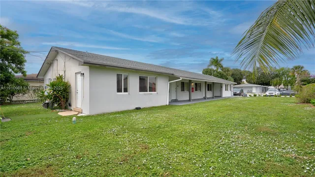 $1,695 | 4658 Myla Lane, Unit 4658, West Palm Beach, FL 33417