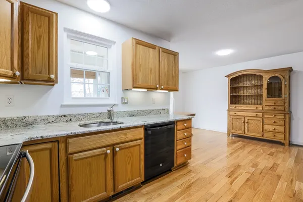 $379,900 | 665 Center Street, Unit 706, Ludlow, MA 01056