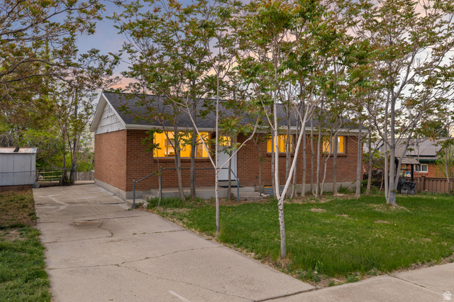 596 South 1500 East Provo, UT 84606 - Photo 1 of 49