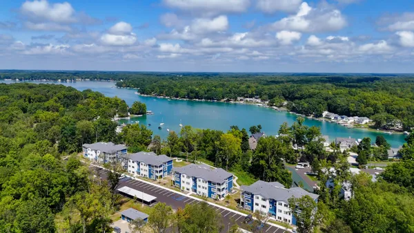 $2,300 | 12135 Highway 89, Unit 3, Richland, MI 49083