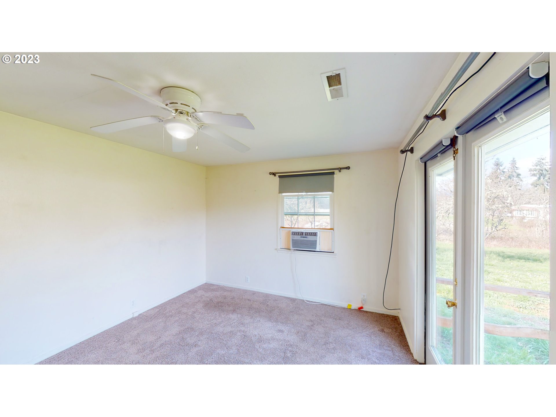 1885 Melrose Road Roseburg, OR 97471 - Photo 17 of 32 Gallery Image 17