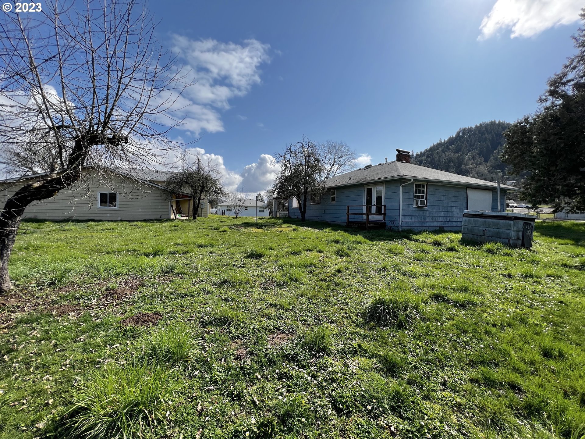 1885 Melrose Road Roseburg, OR 97471 - Photo 25 of 32 Gallery Image 25