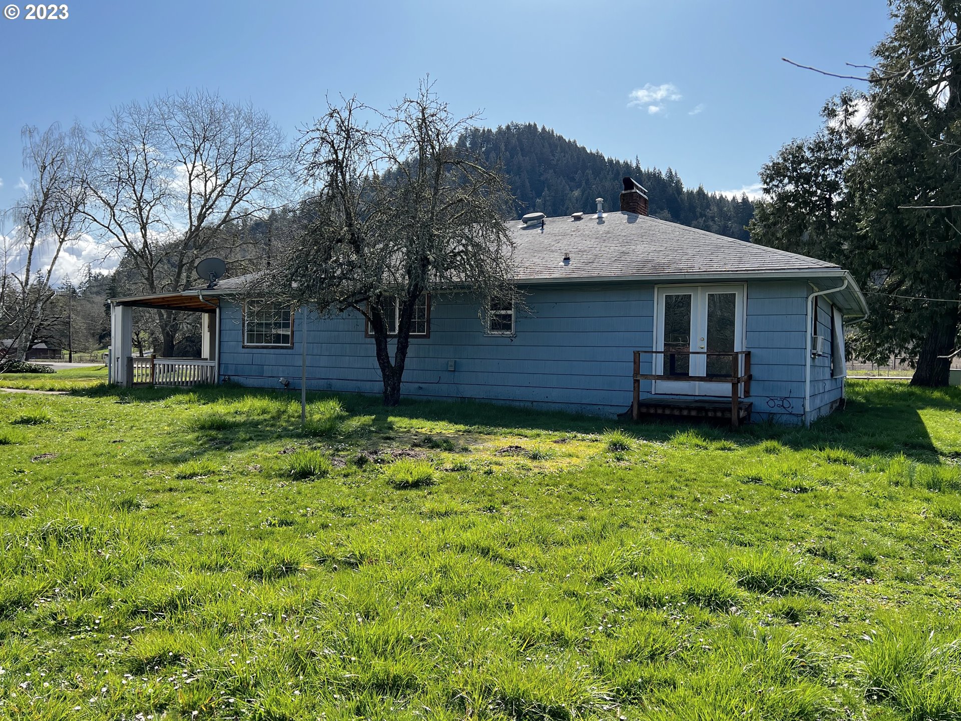 1885 Melrose Road Roseburg, OR 97471 - Photo 26 of 32 Gallery Image 26