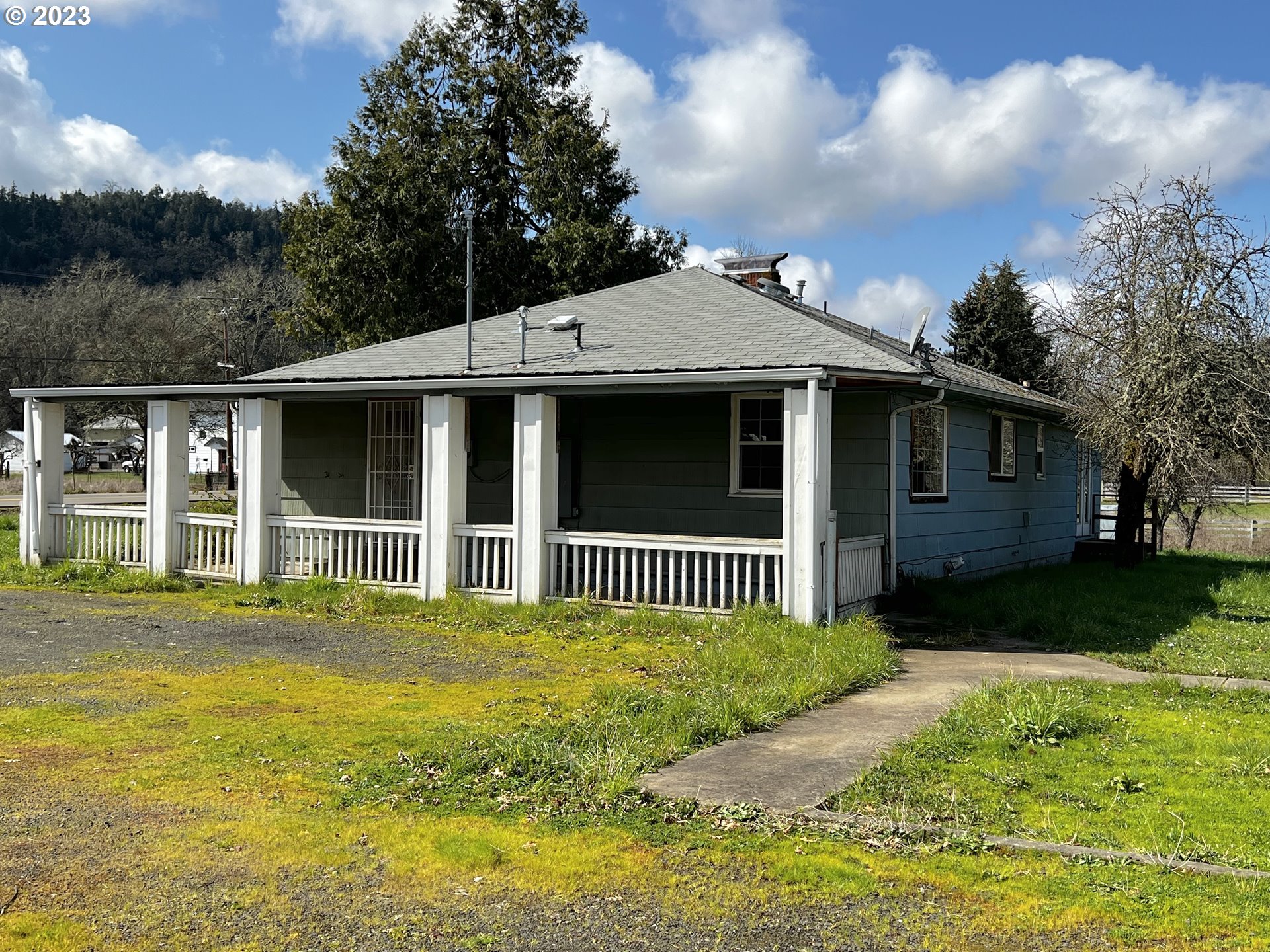 1885 Melrose Road Roseburg, OR 97471 - Photo 27 of 32 Gallery Image 27