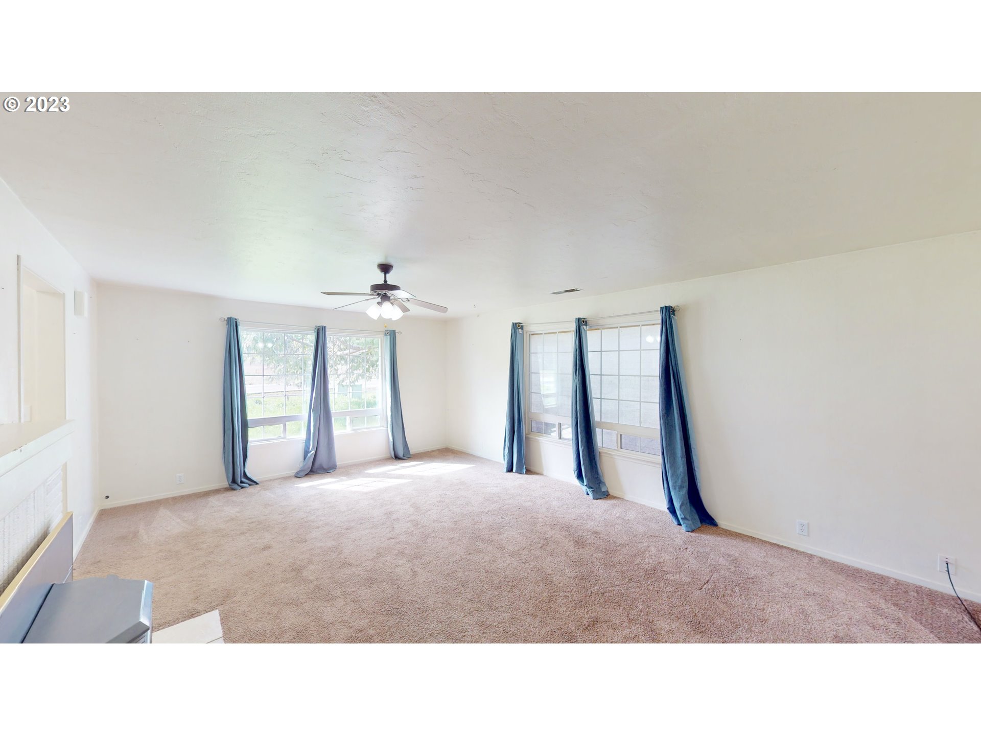 1885 Melrose Road Roseburg, OR 97471 - Photo 5 of 32 Gallery Image 5