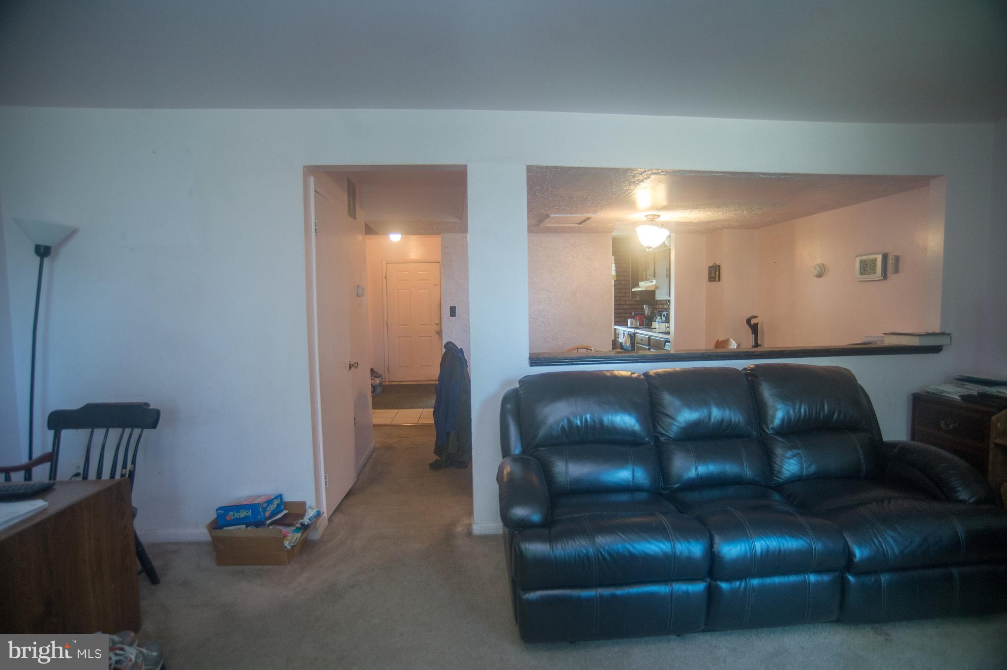52 Timber Rock Road Gaithersburg, MD 20878 - Photo 11 of 30 a view of hall way with mirror