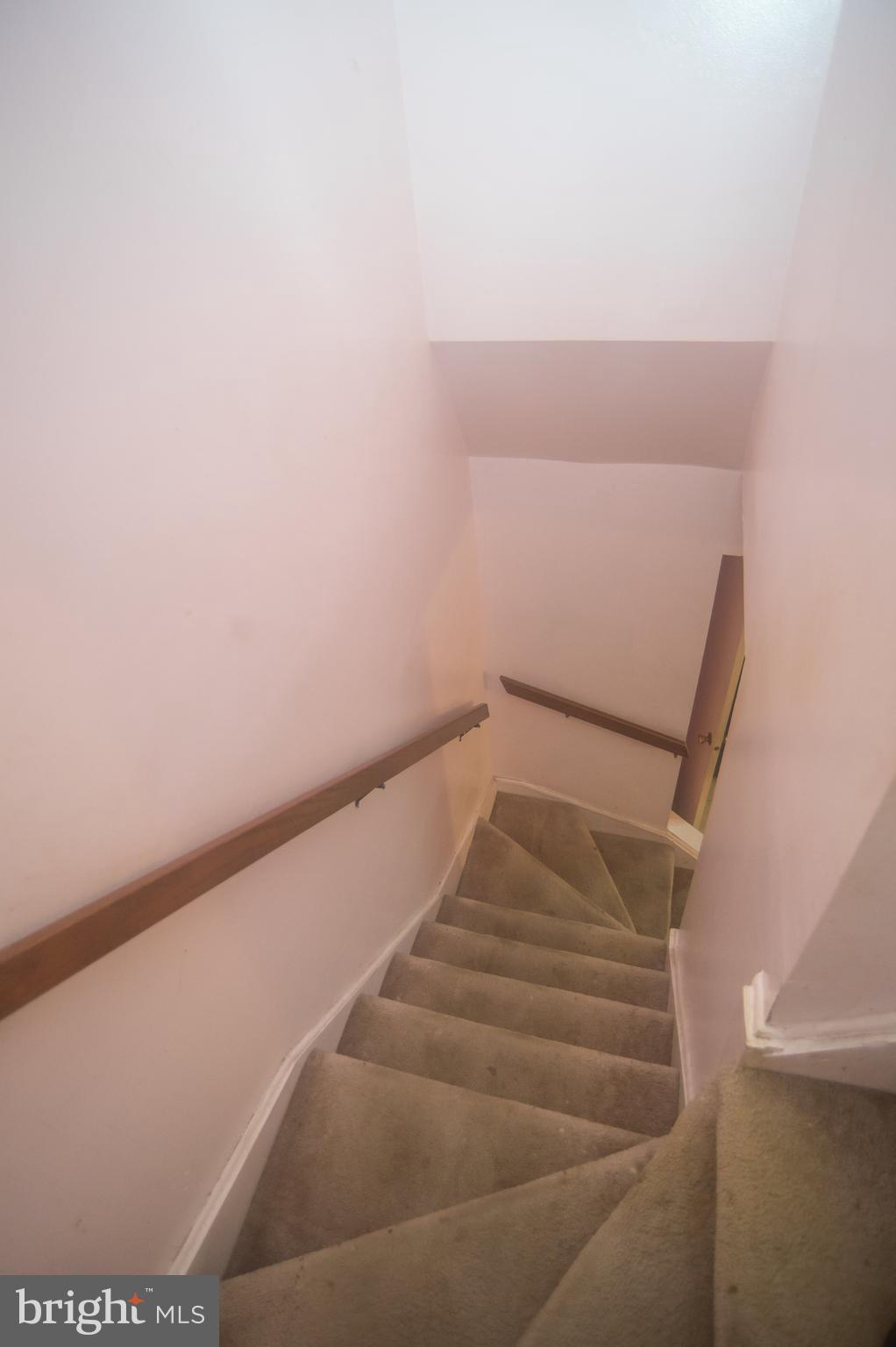 52 Timber Rock Road Gaithersburg, MD 20878 - Photo 19 of 30 a view of entryway