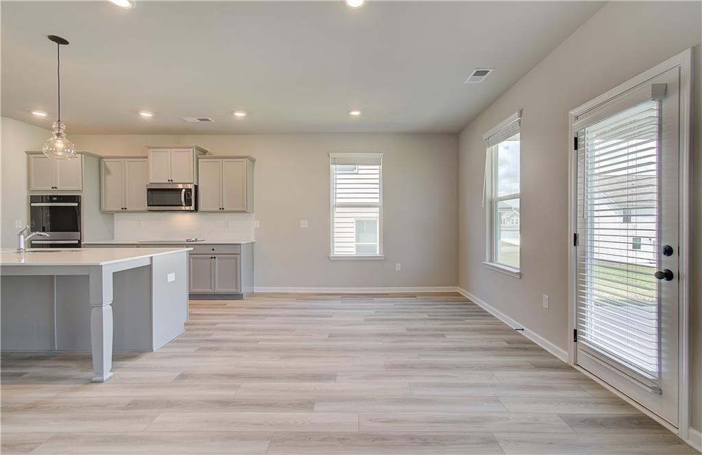 733 Dunlake Way Locust Grove, GA 30248 - Photo 13 of 30