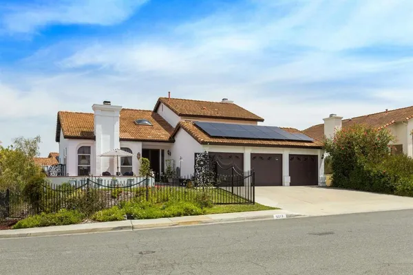 $1,149,000 | 5013 Sunrose Court, Oceanside, CA 92056