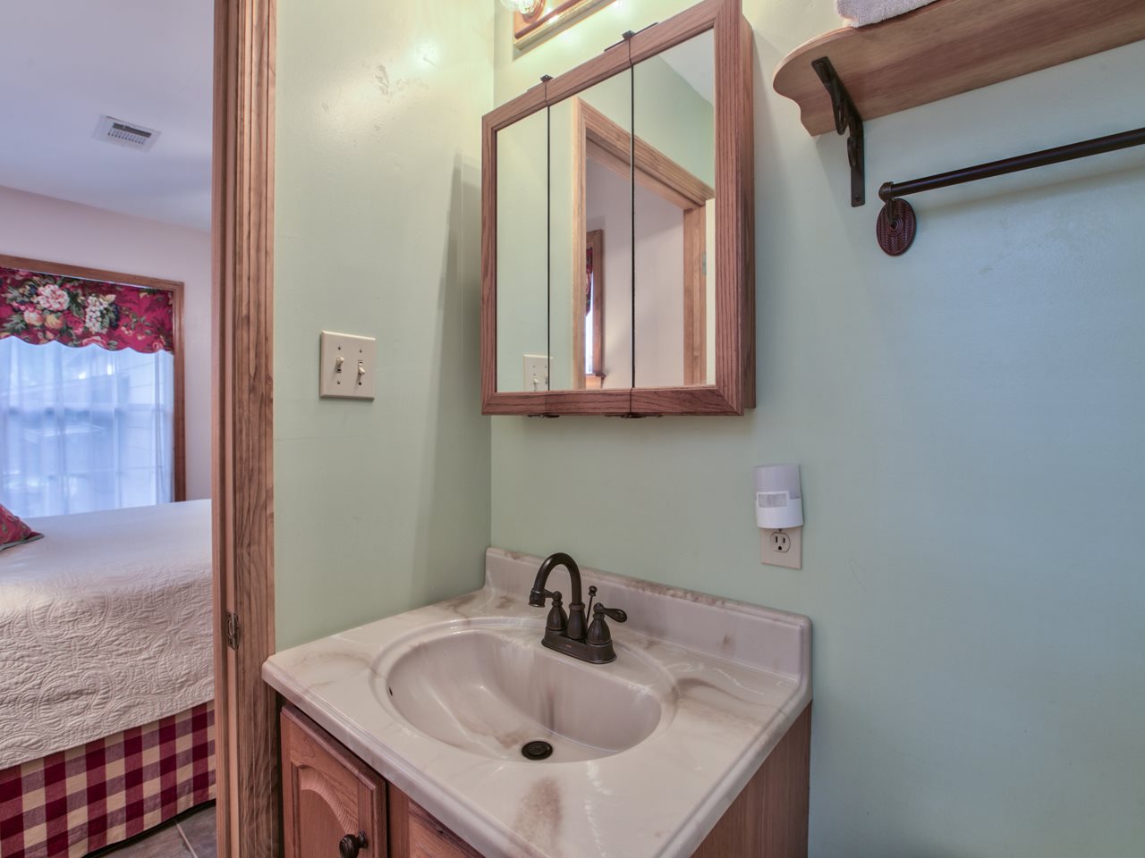 5936 Shady Rest Road Havana, FL 32333 - Photo 5 of 36 Gallery Image 5