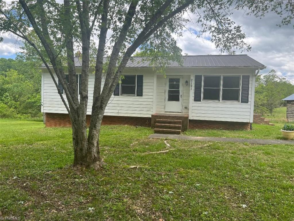 2121 Asbury Road Mount Airy, NC 27030 - Photo 1 of 3 Gallery Image 1