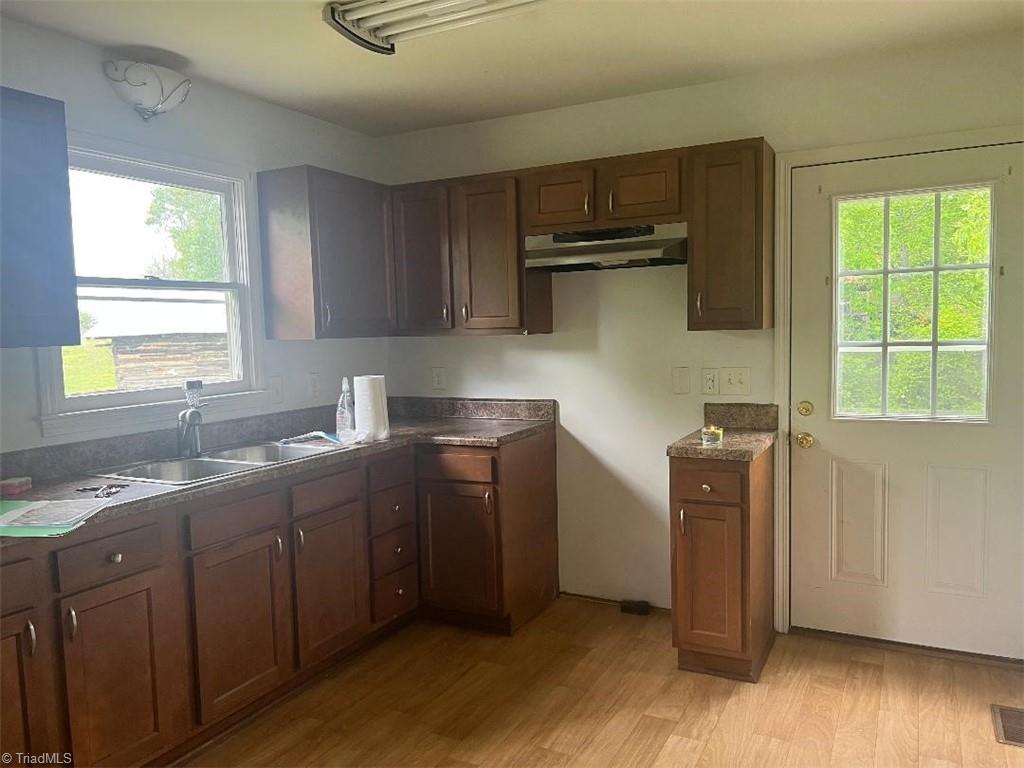 2121 Asbury Road Mount Airy, NC 27030 - Photo 2 of 3 Gallery Image 2