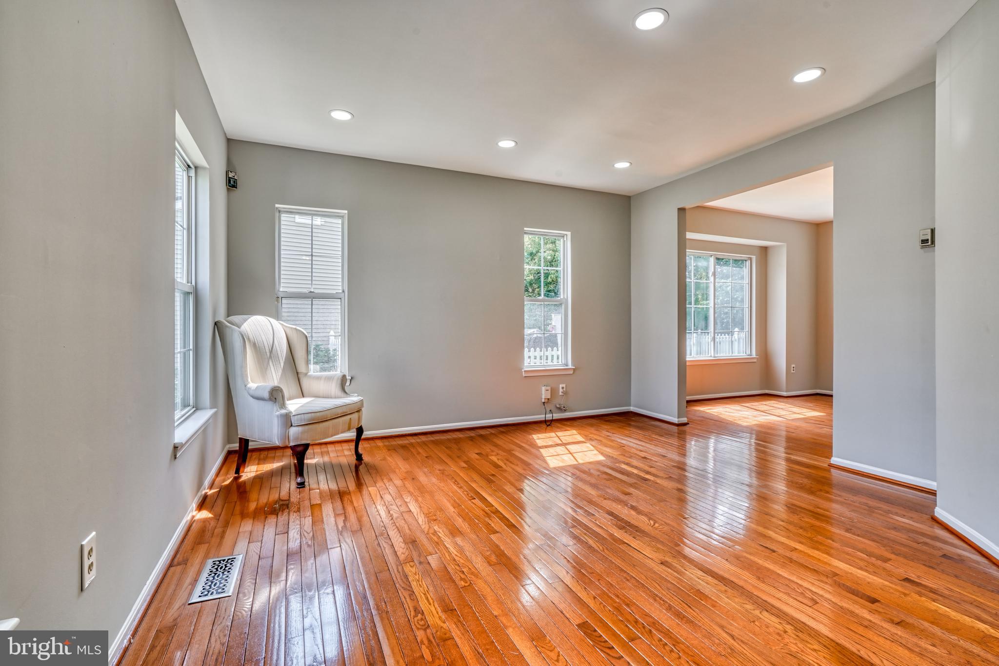 9026 Tarpleys Circle Rosedale, MD 21237 - Photo 4 of 40 Gallery Image 4