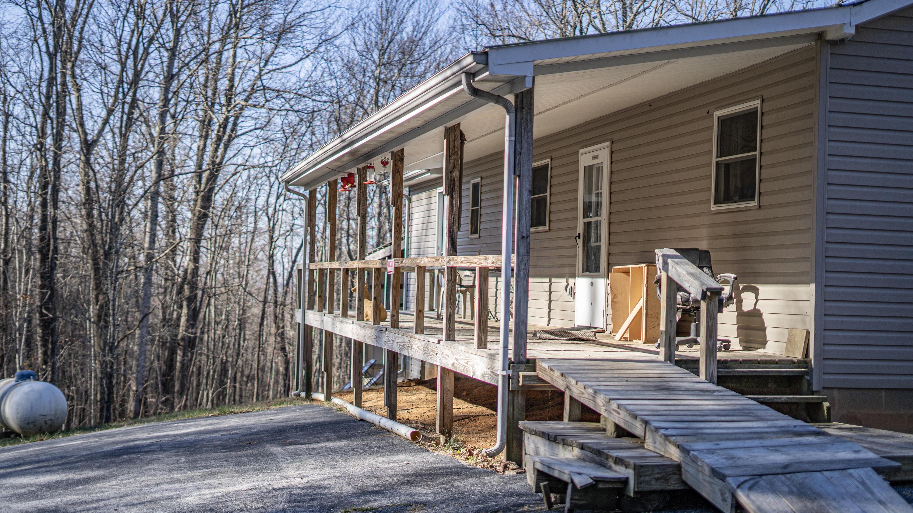 0 Hinch Mountain View Road Crossville, TN 38555 - Photo 9 of 61 Warner_Hinch_Mountain_8