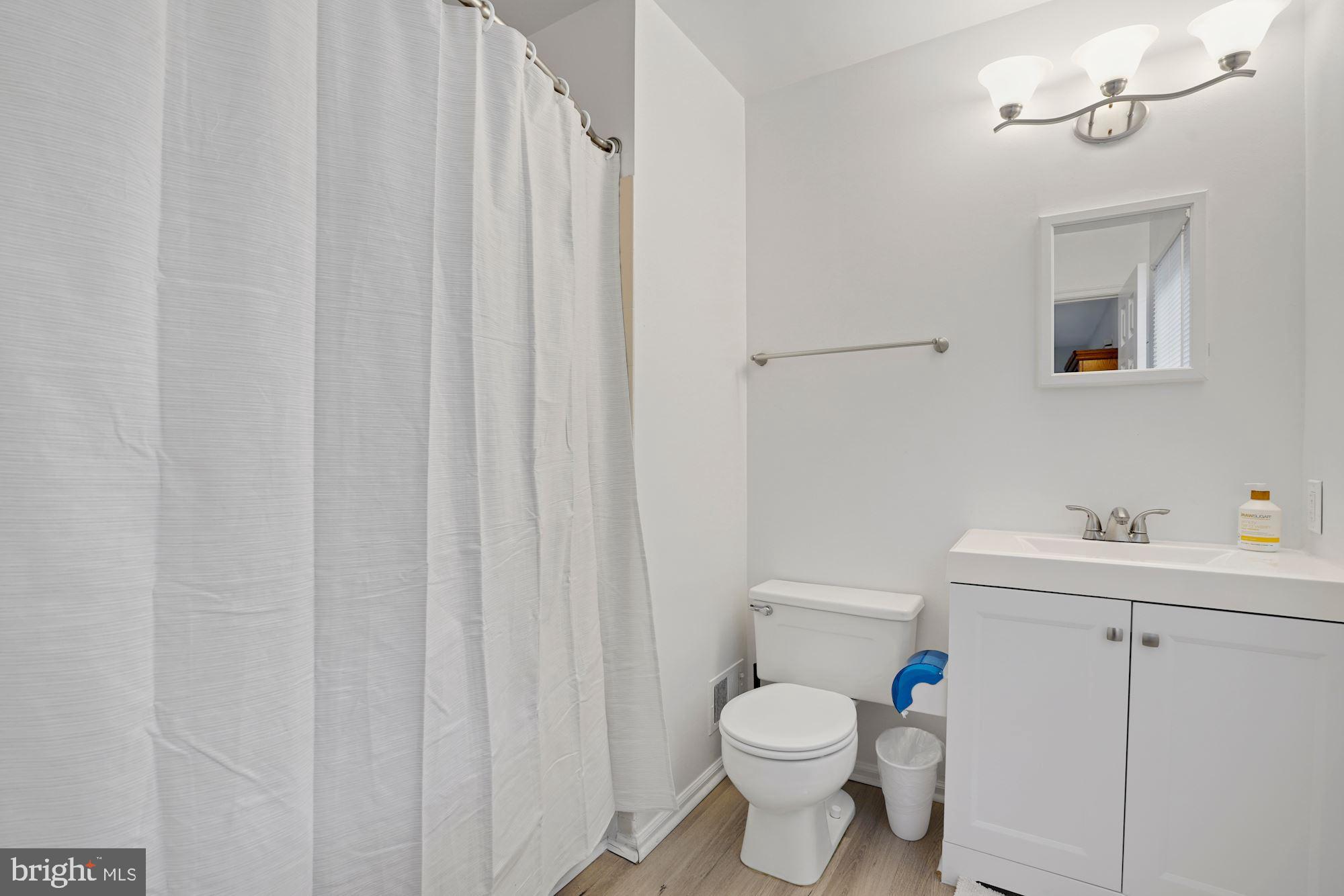 2278 Cartbridge Road Falls Church, VA 22043 - Photo 17 of 37 Gallery Image 17
