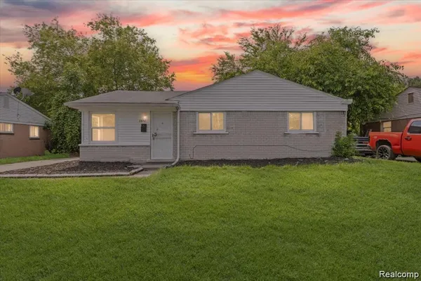 $121,500 | 3930 Bayhan Street, Inkster, MI 48141