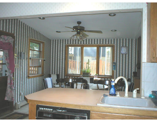 62 Slayton Road Melrose, MA 02176 - Photo 5 of 15 Gallery Image 5