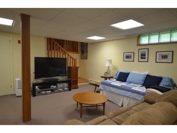 111 Gilcrist Road Stowe, VT 05672 - Photo 15 of 20 Gallery Image 15