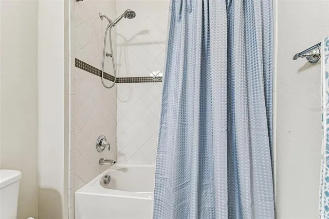 $1,100,000 | 5138 Lakecastle Drive, Tampa, FL 33624