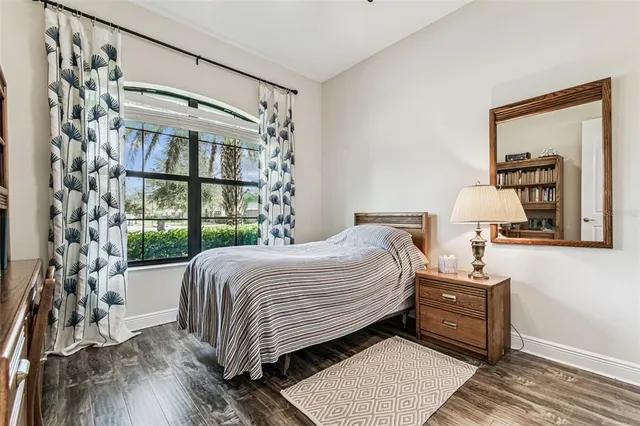 $1,100,000 | 5138 Lakecastle Drive, Tampa, FL 33624