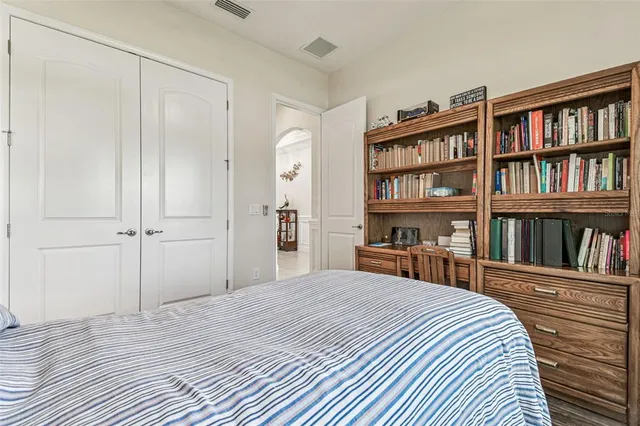 $1,100,000 | 5138 Lakecastle Drive, Tampa, FL 33624