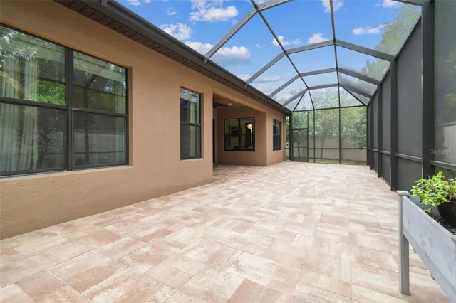 $1,100,000 | 5138 Lakecastle Drive, Tampa, FL 33624