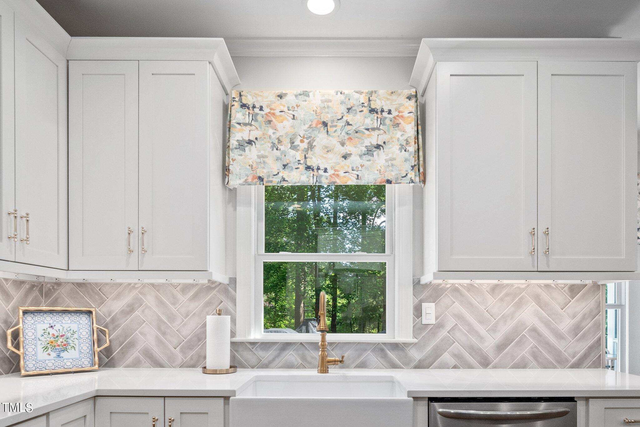 713 Misty Isle Place Raleigh, NC 27615 - Photo 14 of 39 14-web-or-mls-713 Misty Isle Pl Kitchen