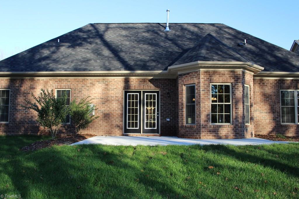 2237 Renaissance Lane High Point, NC 27262 - Photo 2 of 23 Gallery Image 2