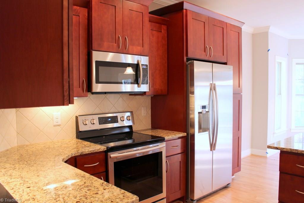 2237 Renaissance Lane High Point, NC 27262 - Photo 6 of 23 Gallery Image 6