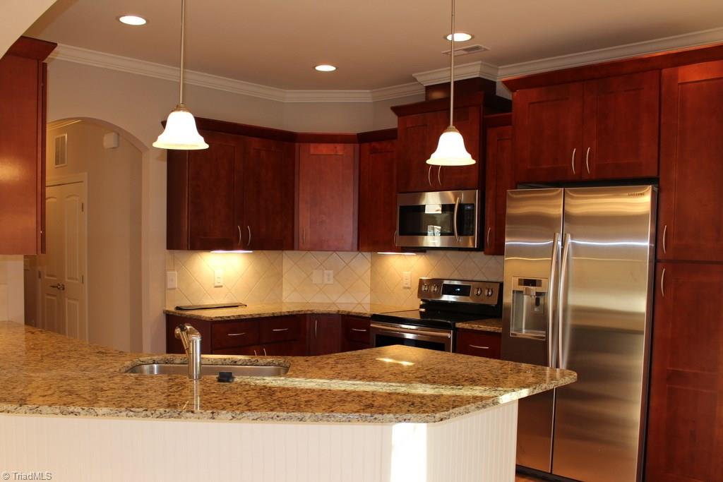 2237 Renaissance Lane High Point, NC 27262 - Photo 8 of 23 Gallery Image 8