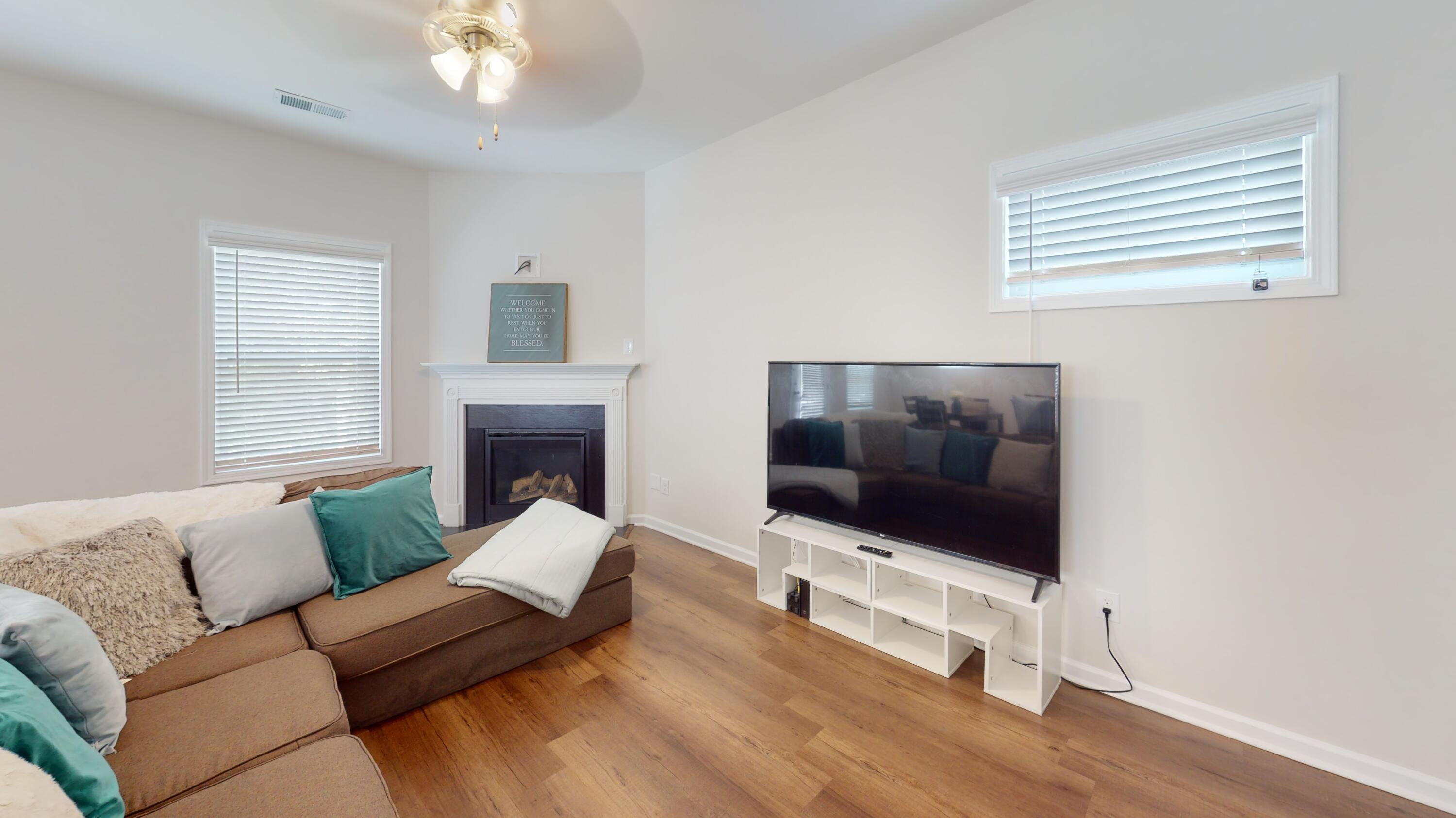 79 Apple Tree Ct. Columbia, SC 29223 - Photo 27 of 44 79-Apple-Tree-Court-Living-Room
